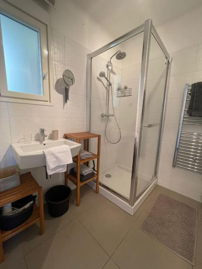 Fully Equipped Beachfront Studio In The Heart Of The City Center Bd Leclerc アンティーブ エクステリア 写真
